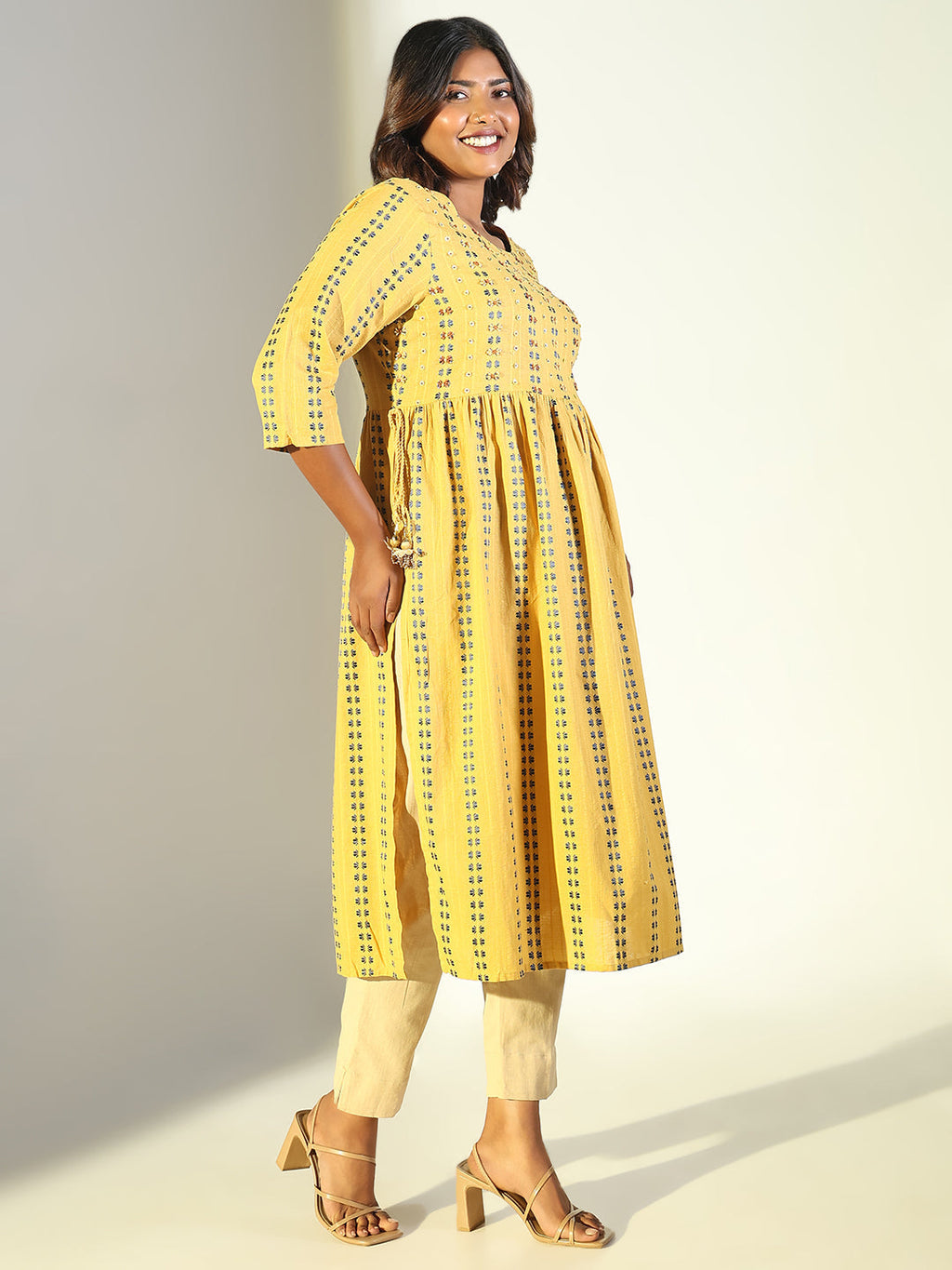 Women's Ethnic Yellow Graphic Straight Kurta
