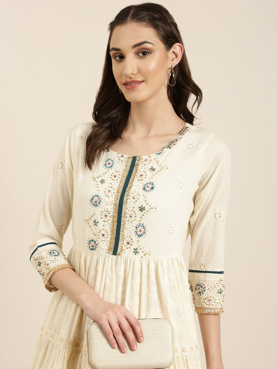 Women's Off White Floral Embroidered Tiered Anarkali Kurta