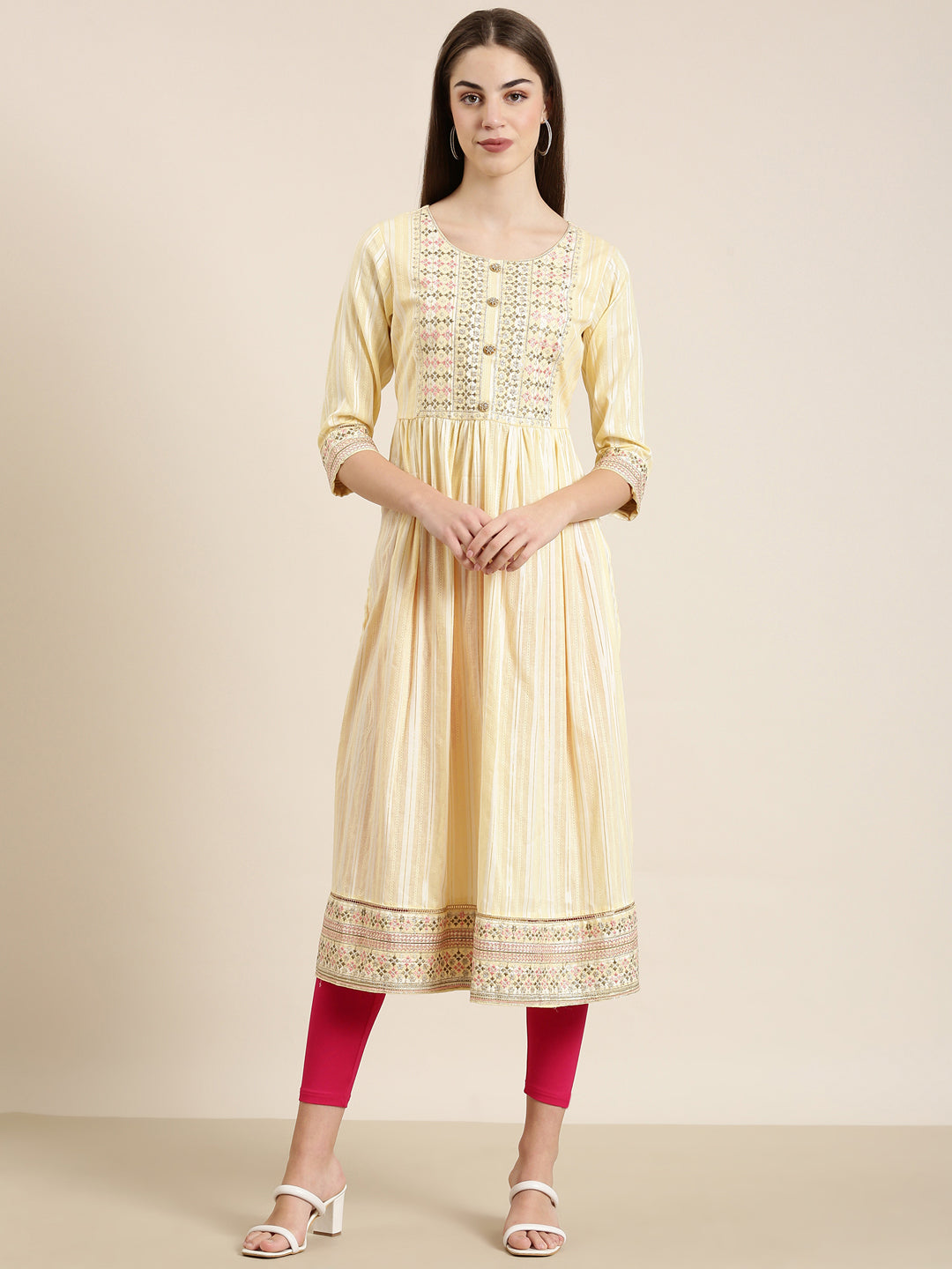 Women's Yellow Solid Straight Kurta