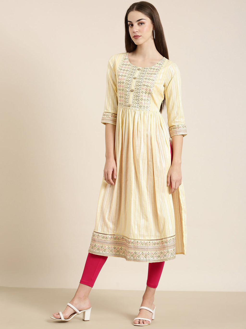 Women's Yellow Solid Straight Kurta