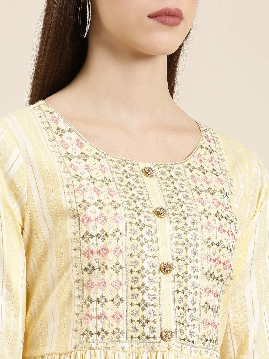 Women's Yellow Solid Straight Kurta