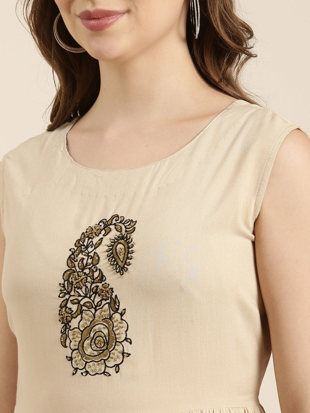 Women's Anarkali Beige Ethnic Motifs Kurta Comes With Overcoat