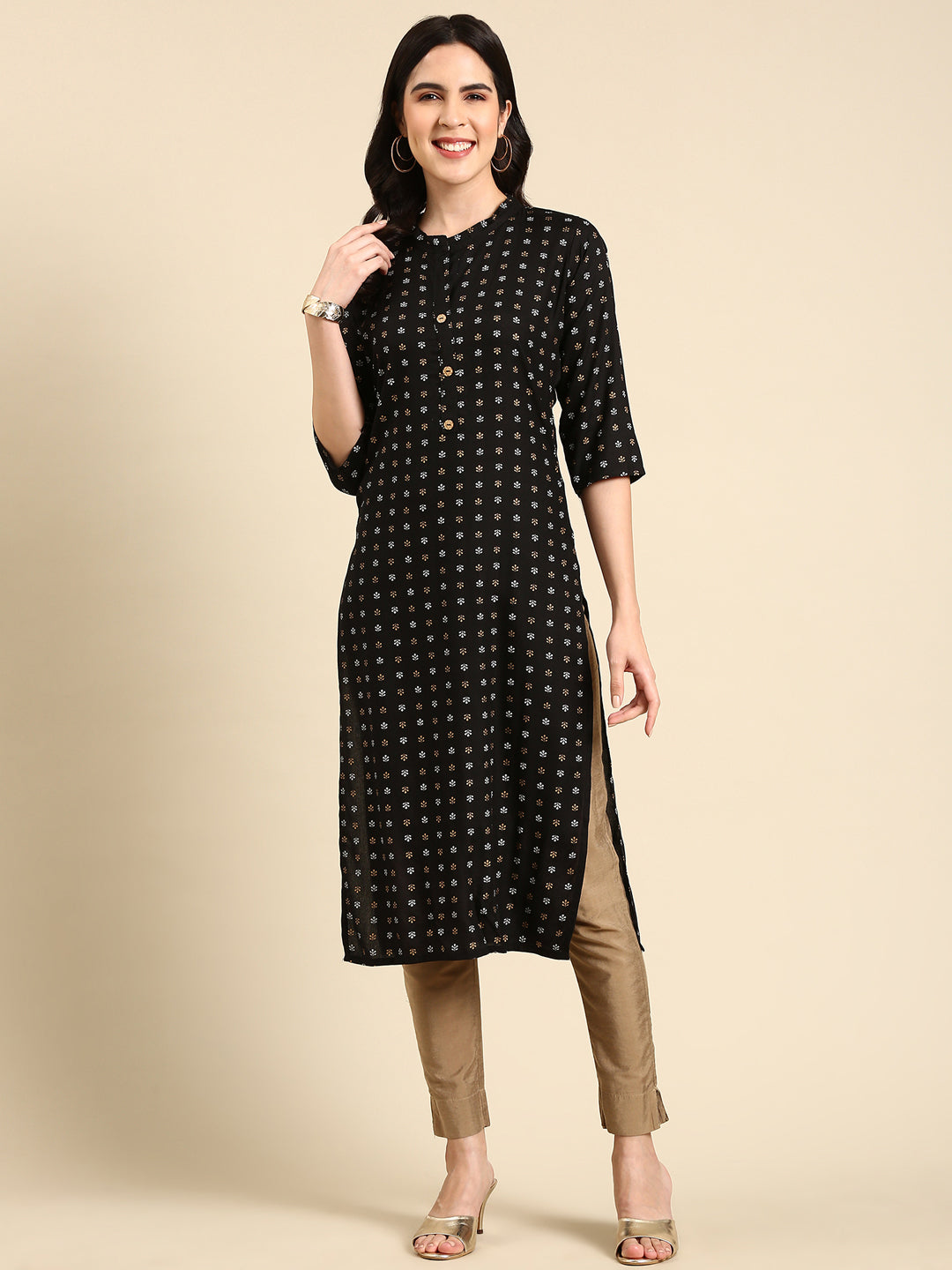 Women's Black Mandarin Collar Ethnic Motifs Printed Straight Kurta