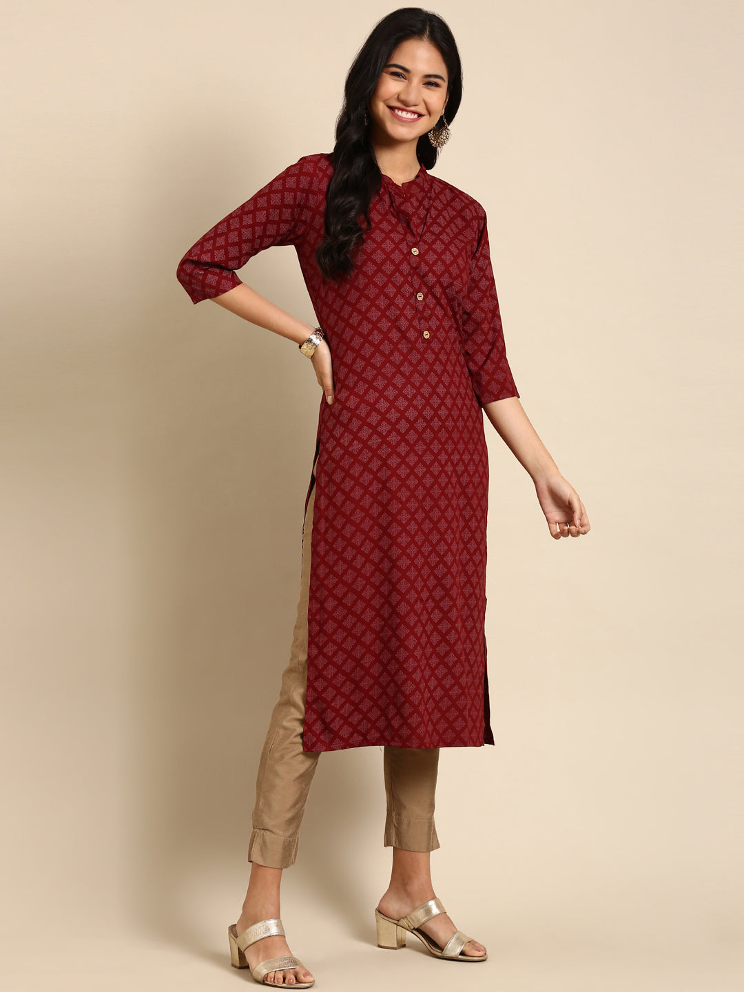 Women's Red Printed Straight Kurta