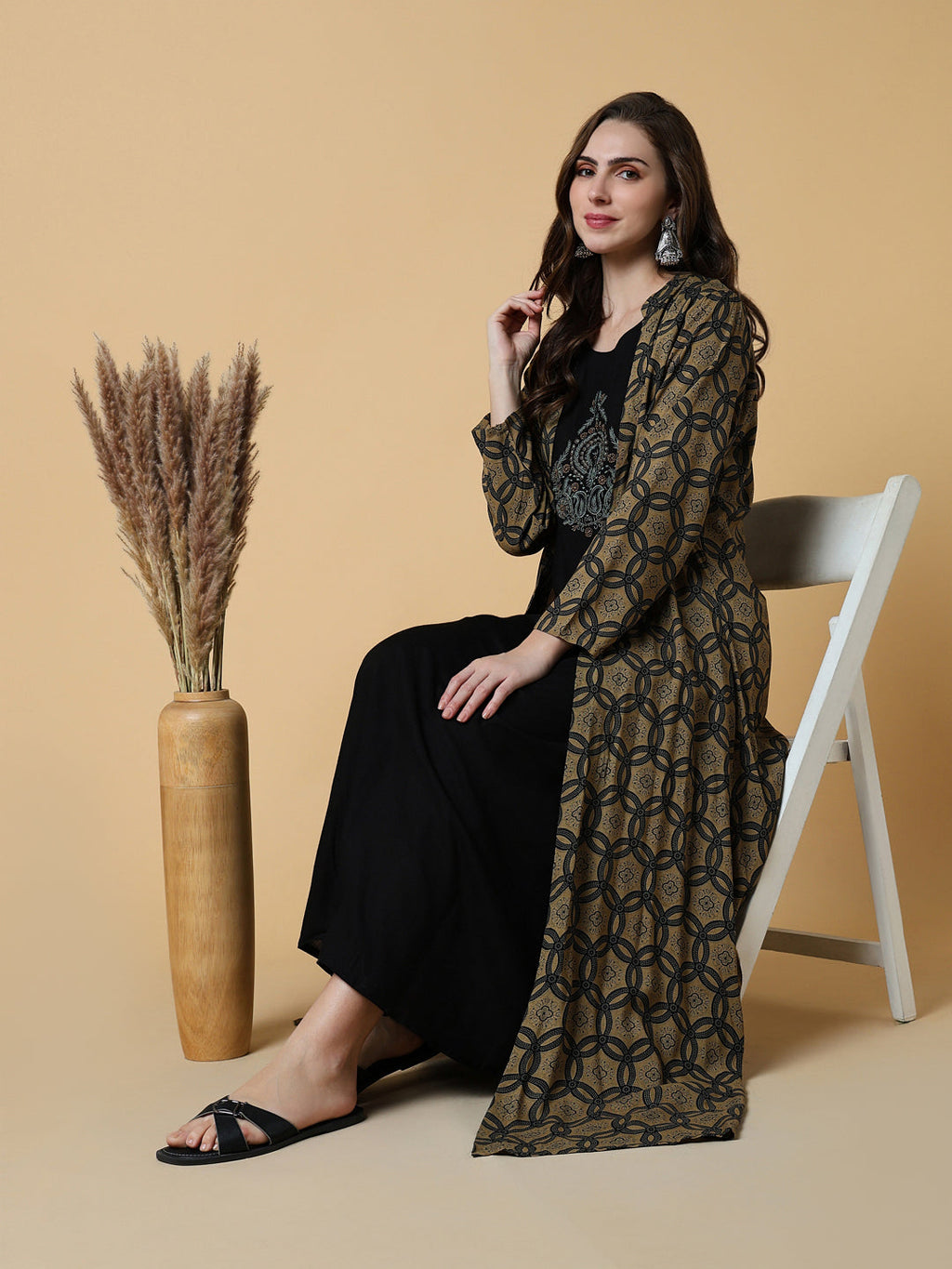 Women's Graphic Black A-Line Kurta with Shrug