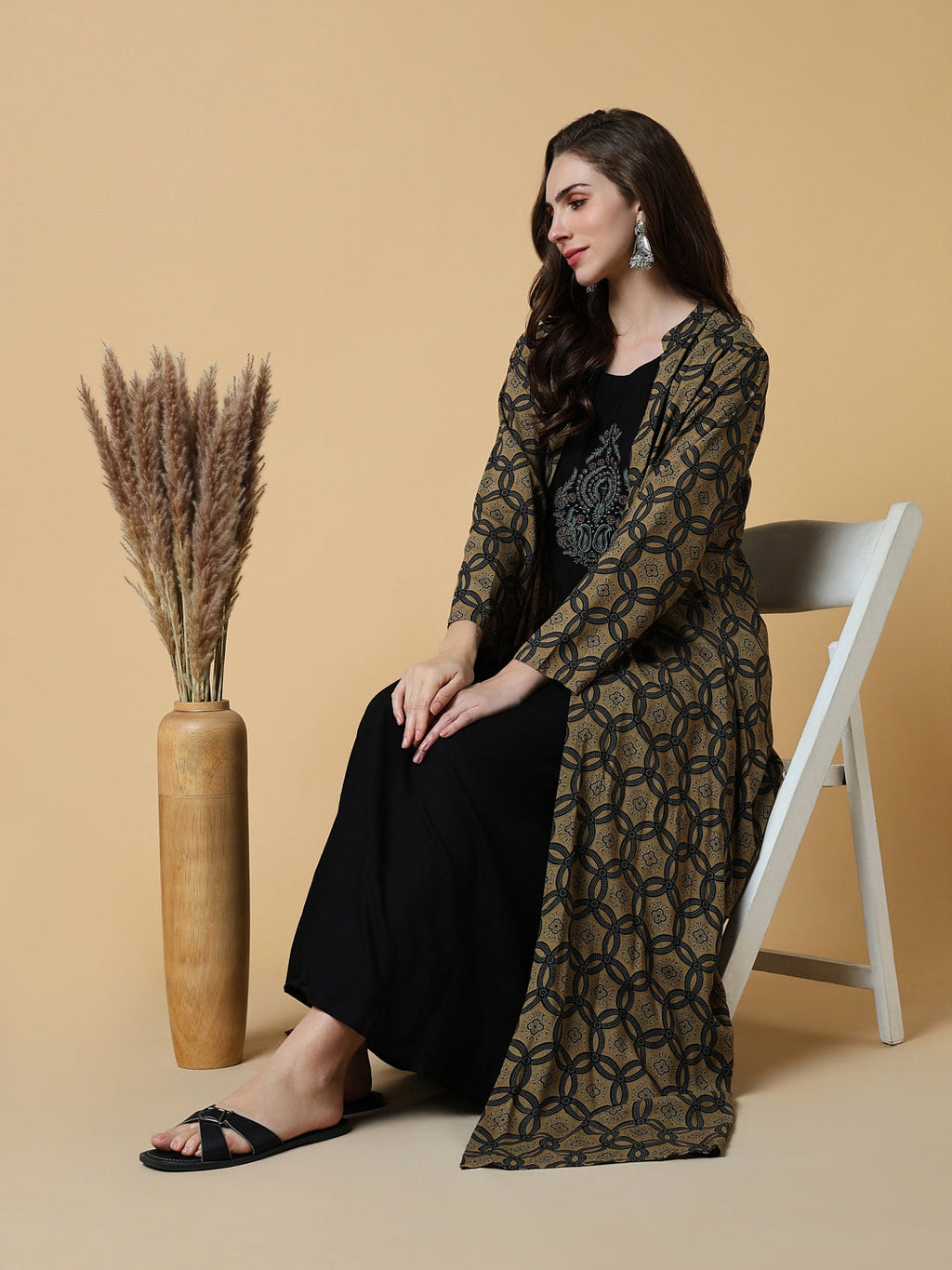 Women's Graphic Black A-Line Kurta with Shrug