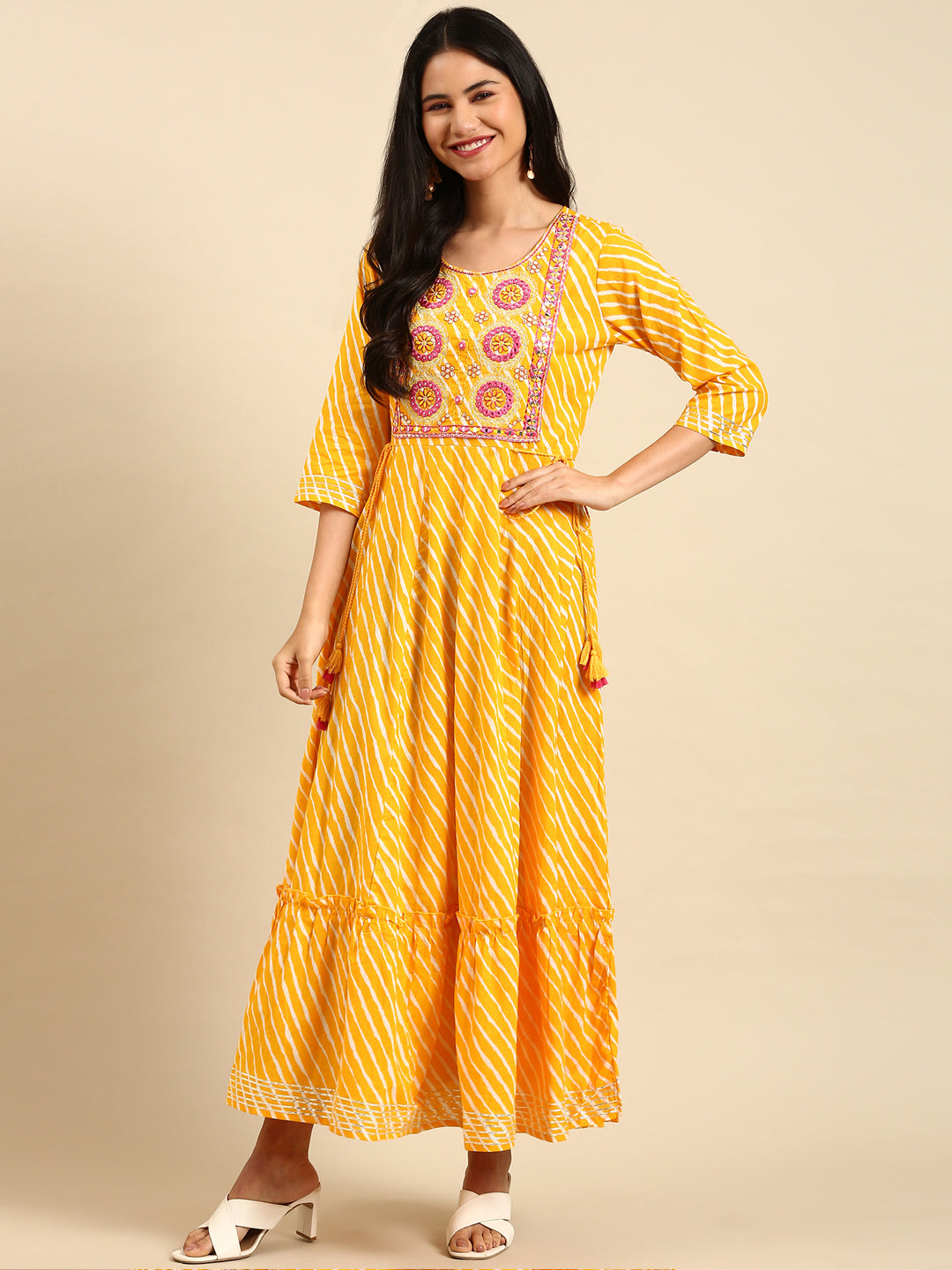 Women's Yellow Embellished Gotta Patti Anarkali Cotton Kurta