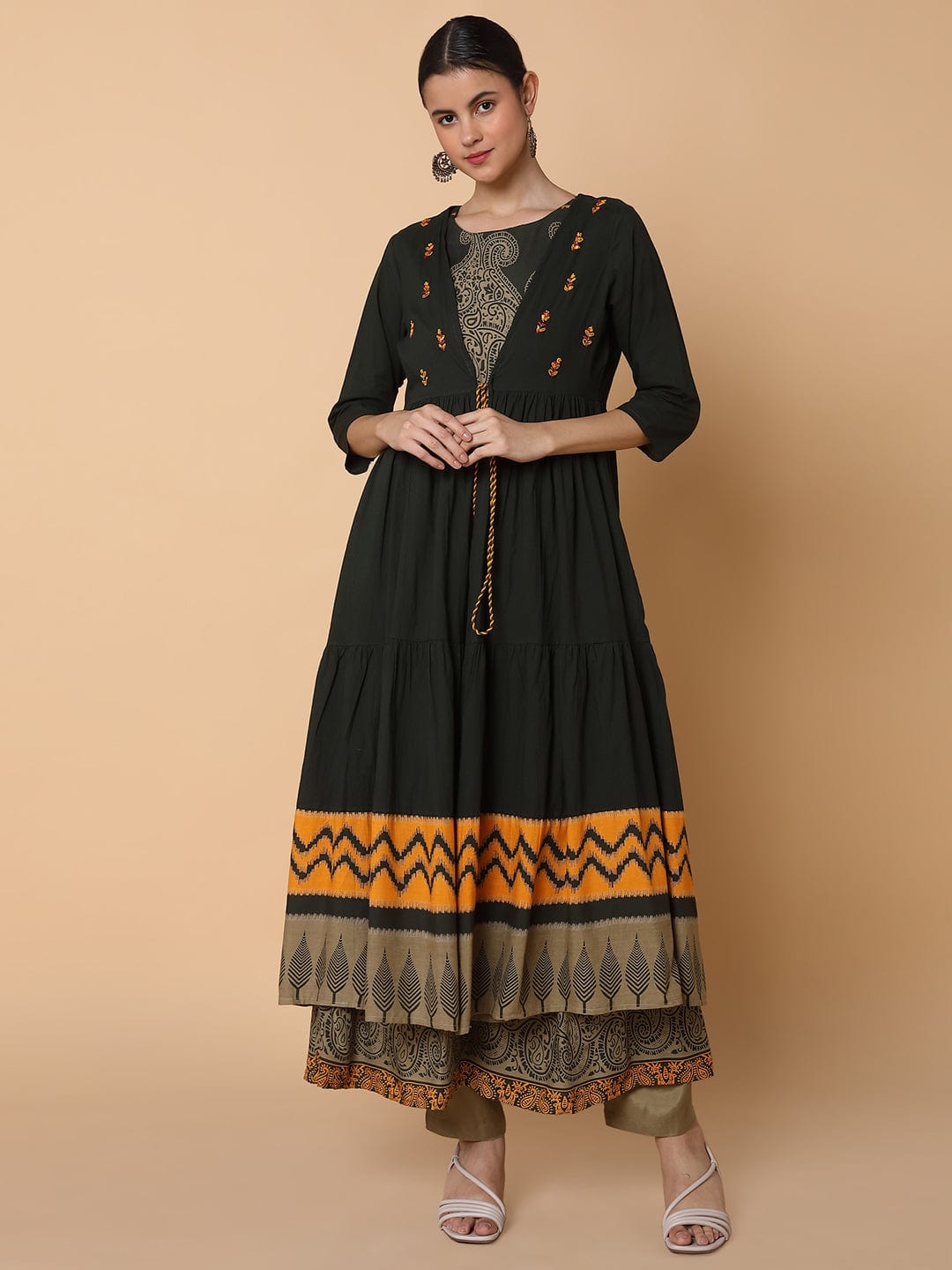 Women's Ethnic Motifs Green Anarkali Kurta with Shrug