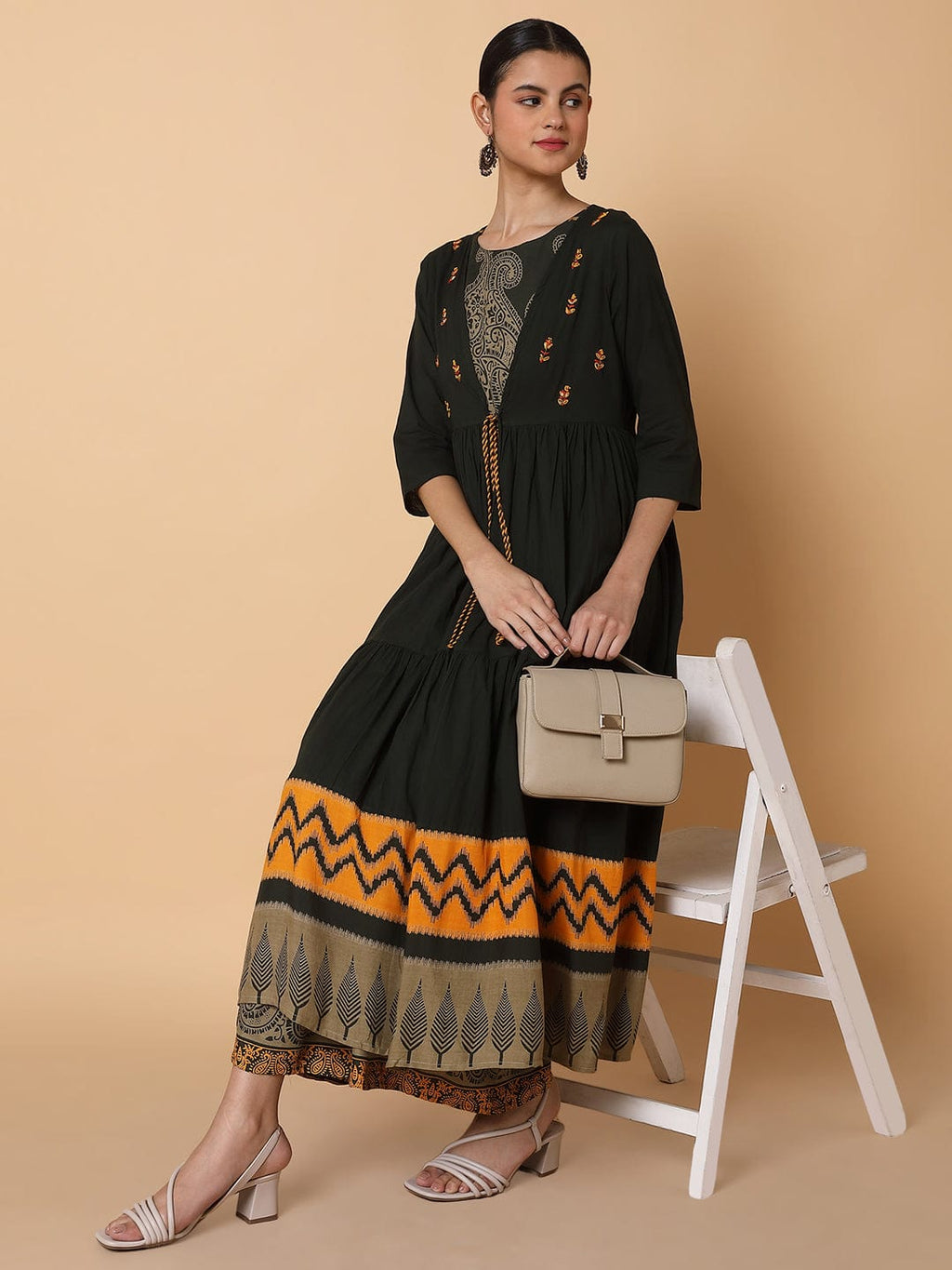 Women's Ethnic Motifs Green Anarkali Kurta with Shrug