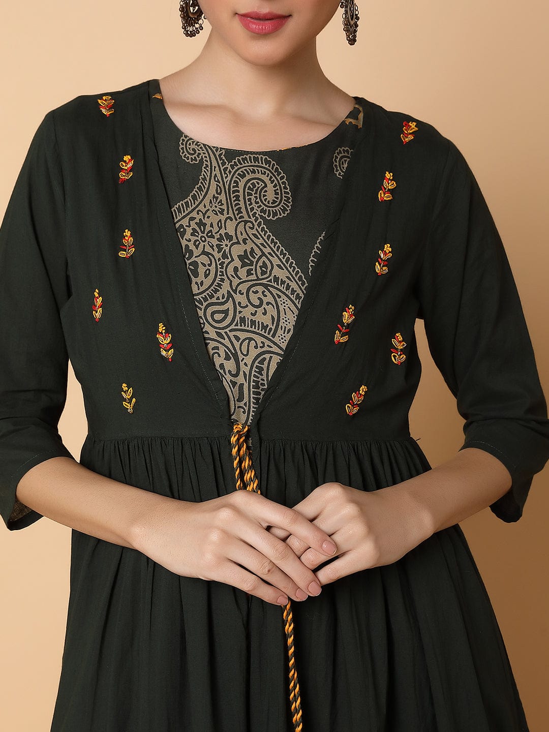 Women's Ethnic Motifs Green Anarkali Kurta with Shrug