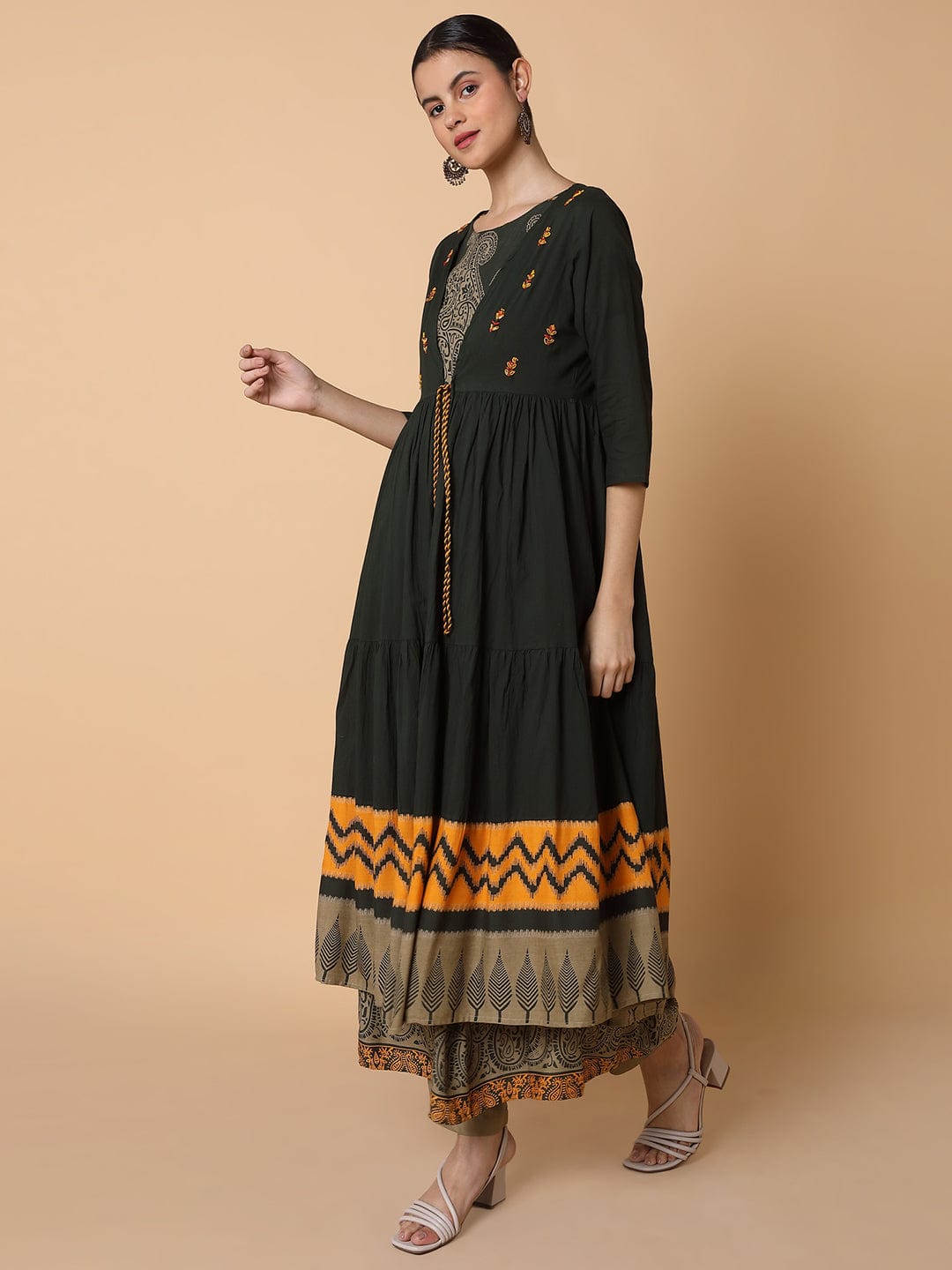 Women's Ethnic Motifs Green Anarkali Kurta with Shrug