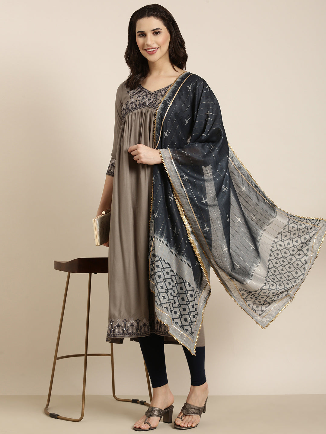 Women's Anarkali Grey Solid Kurta Sets with Dupatta