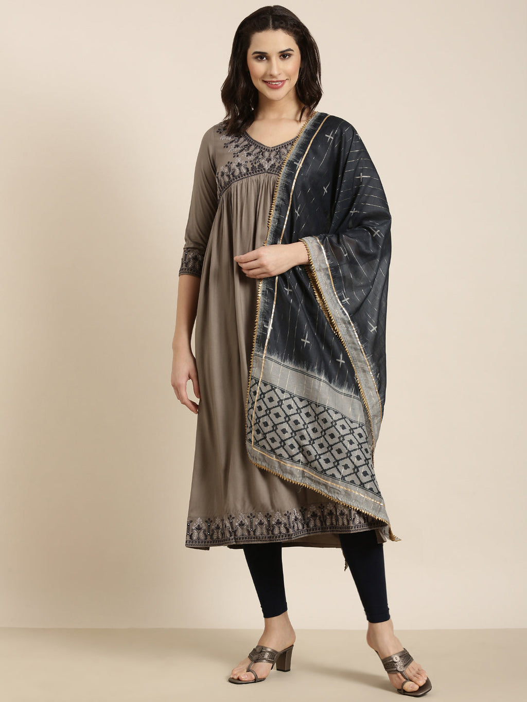 Women's Anarkali Grey Solid Kurta Sets with Dupatta