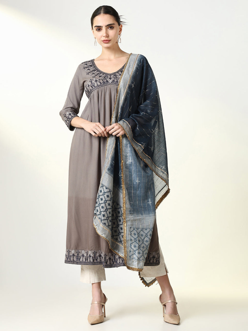 Women's Grey Solid Anarkali Kurta with Dupatta
