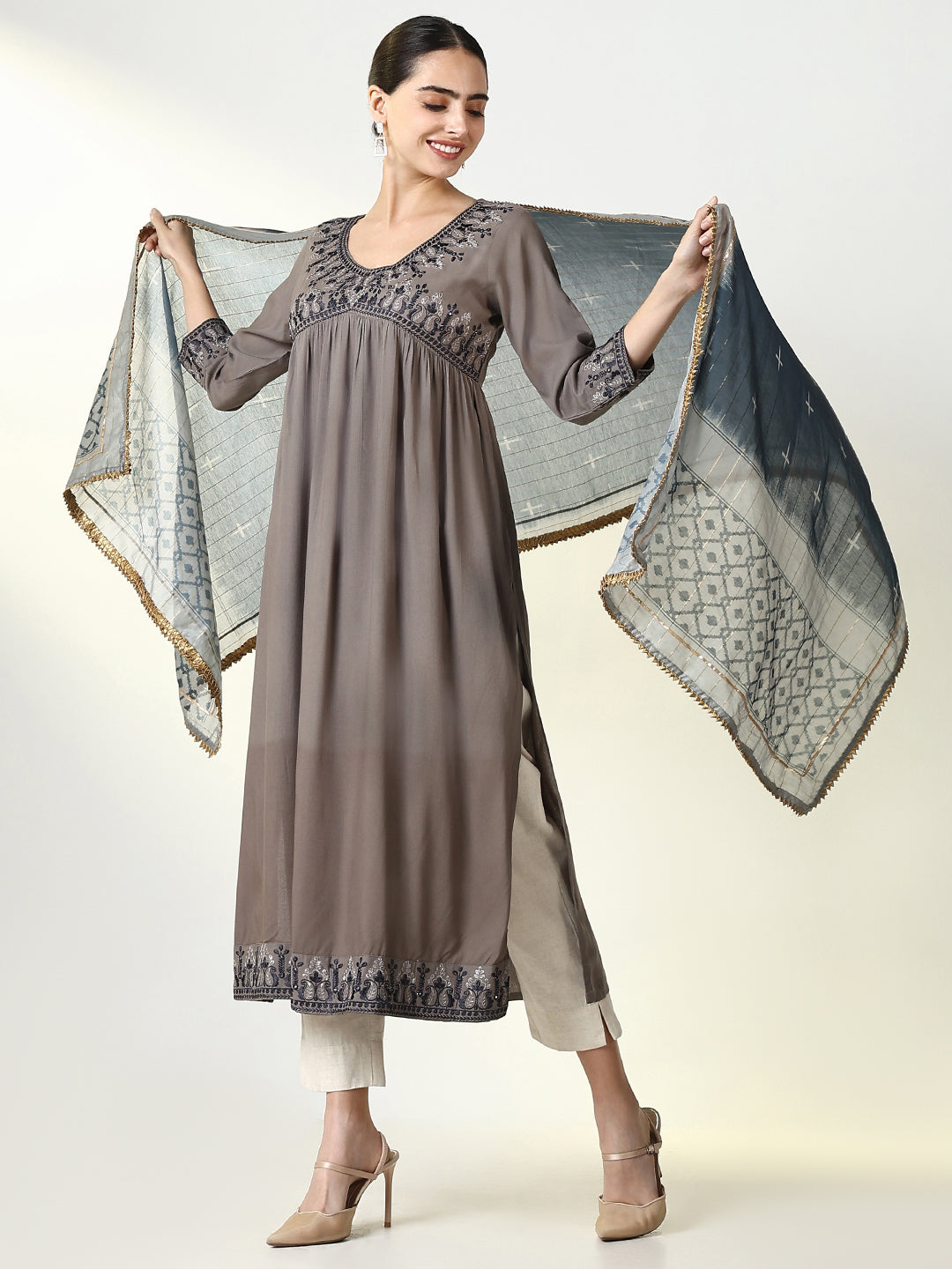 Women's Grey Solid Anarkali Kurta with Dupatta