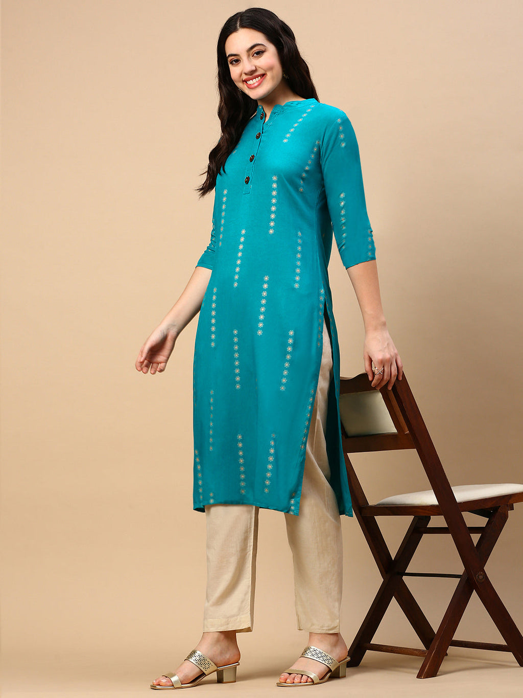 Women's Blue Floral Straight Kurta