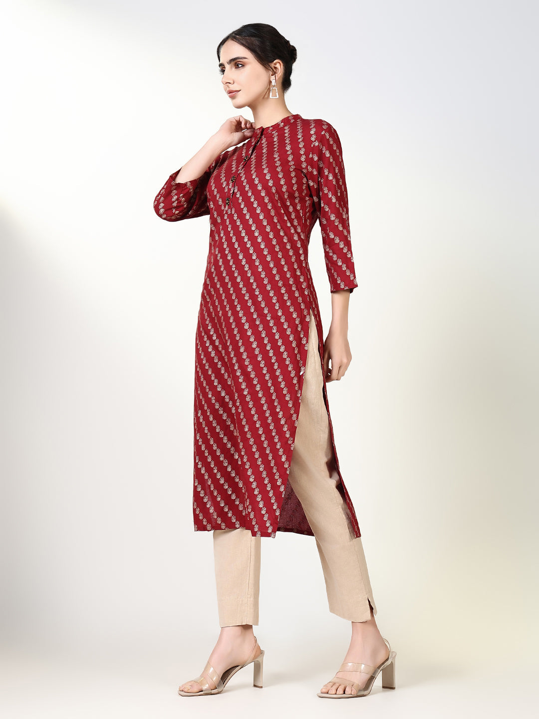 Women's Maroon Graphic Straight Kurta