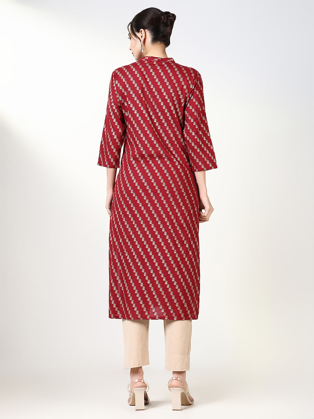 Women's Maroon Graphic Straight Kurta