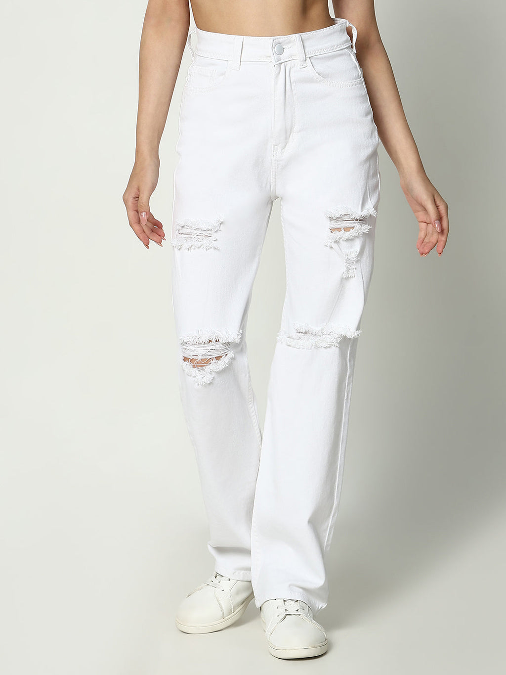 Women's White Solid Straight Fit Jeans