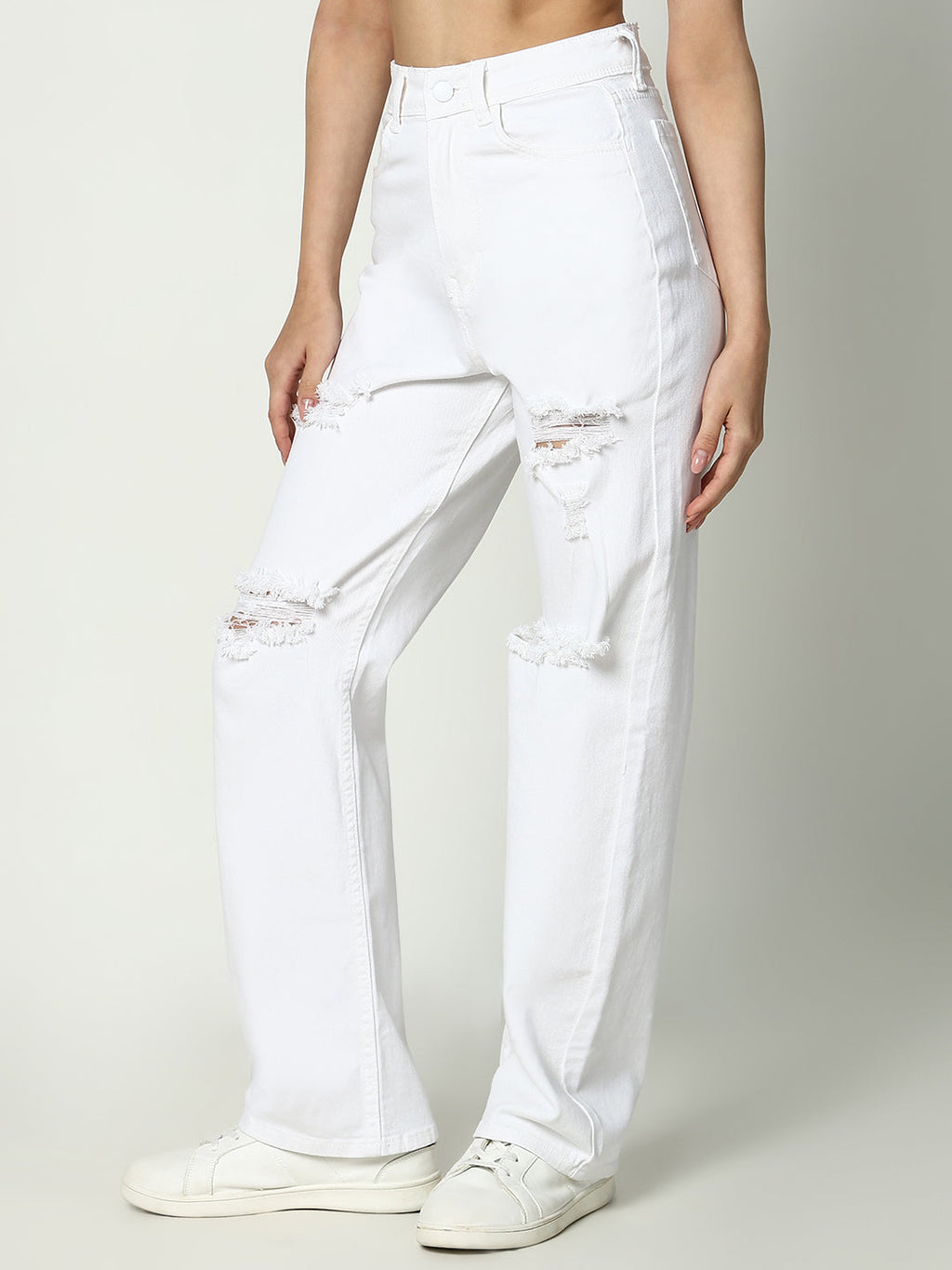 Women's White Solid Straight Fit Jeans