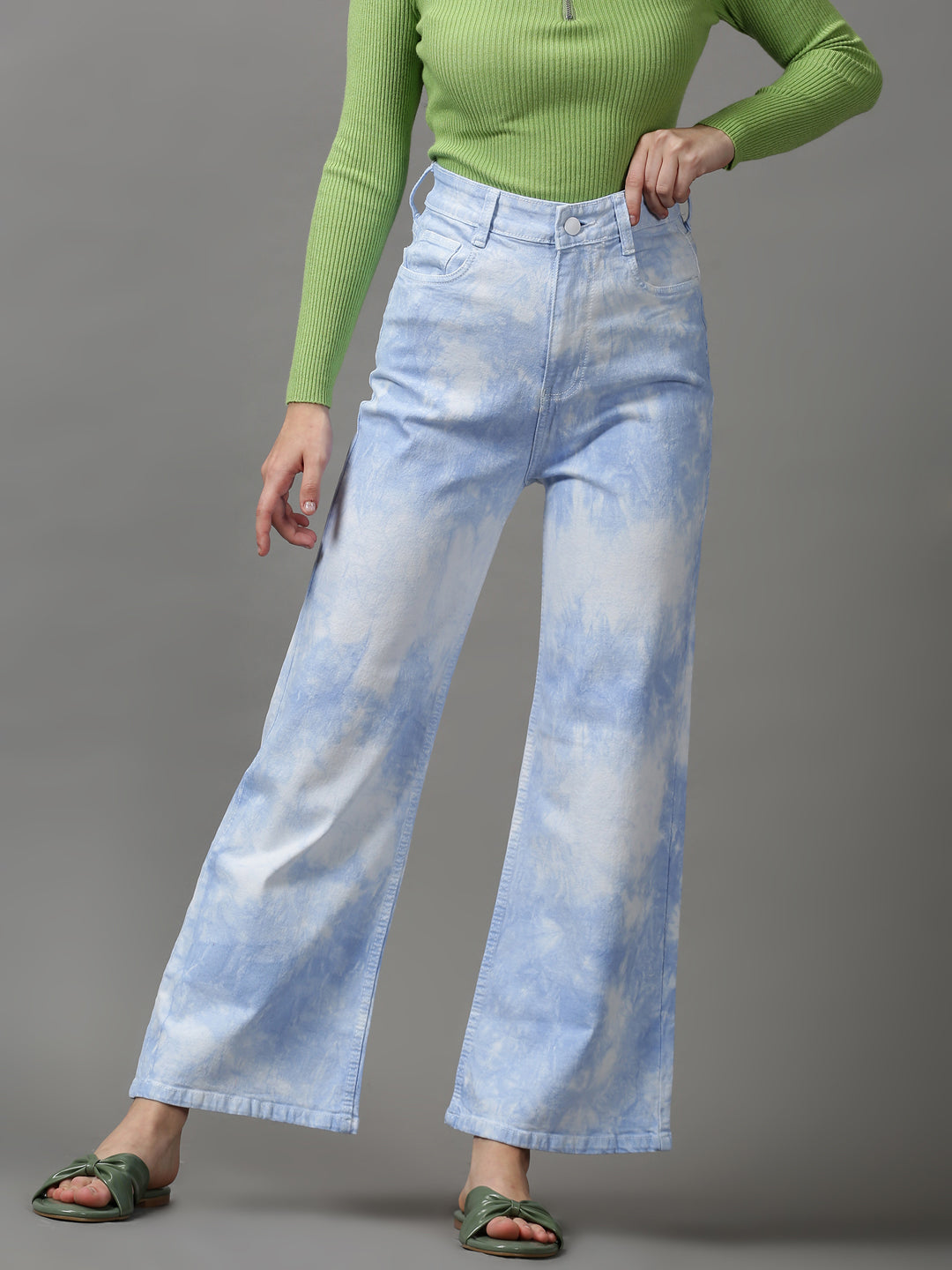 Women's Blue Straight Fit Heavy Fade Stretchable Denim Jeans