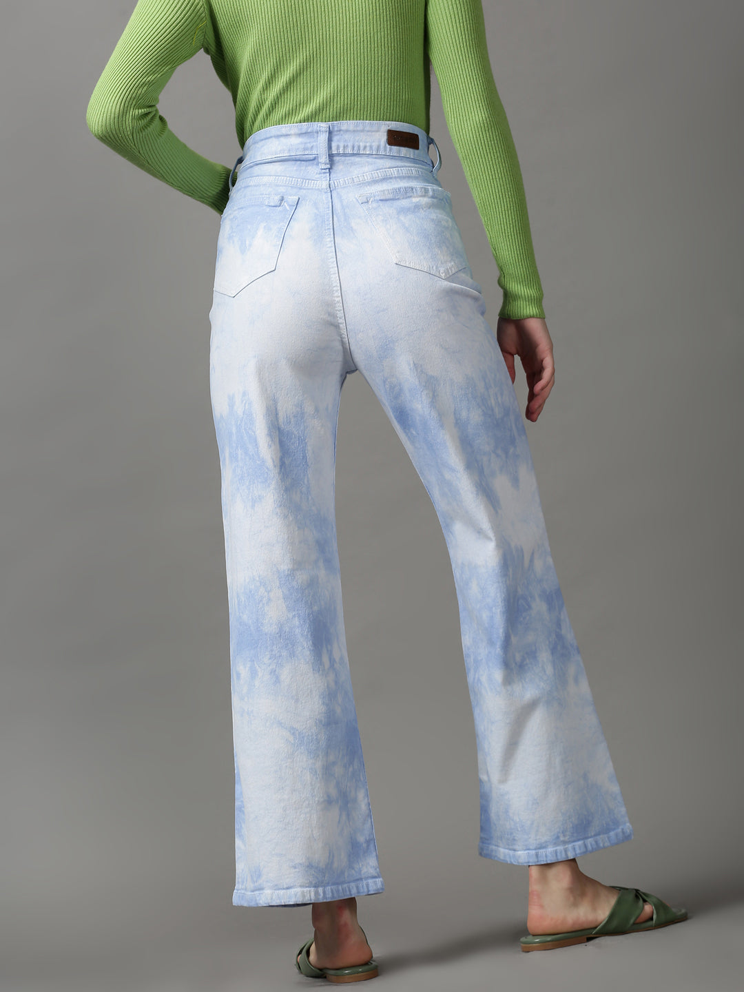 Women's Blue Straight Fit Heavy Fade Stretchable Denim Jeans