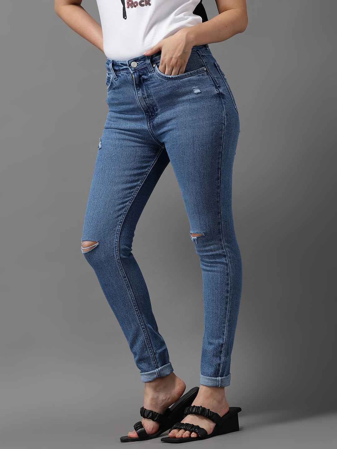 Women's Blue Jean Slim Fit High-Rise Slash Knee Light Fade Stretchable Jeans