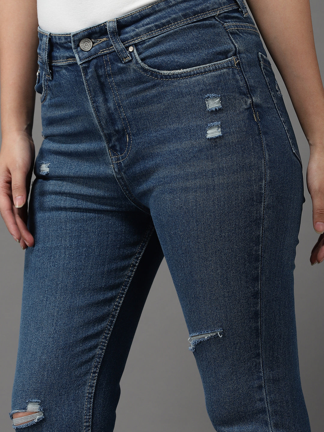 Women's Blue Jean Skinny Fit High-Rise Slash Knee Light Fade Stretchable Jeans