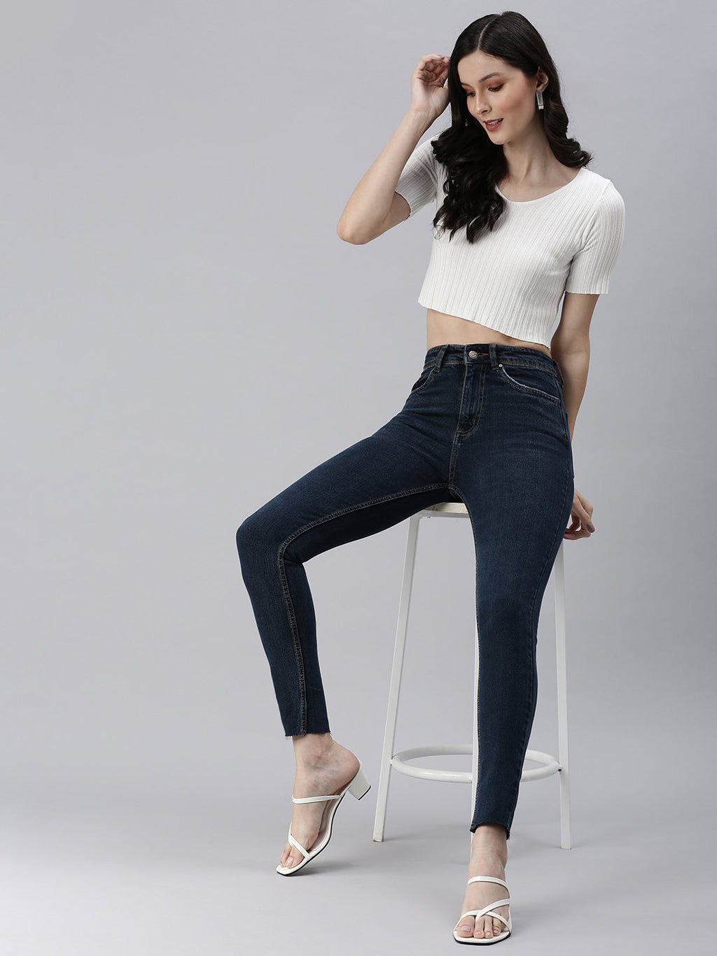 Women's Navy Blue Skinny Fit High-Rise Stretchable Jeans