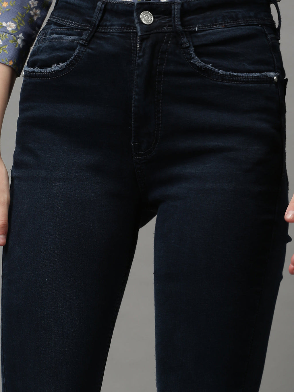 Women's Navy Blue Slim Fit Stretchable Jeans