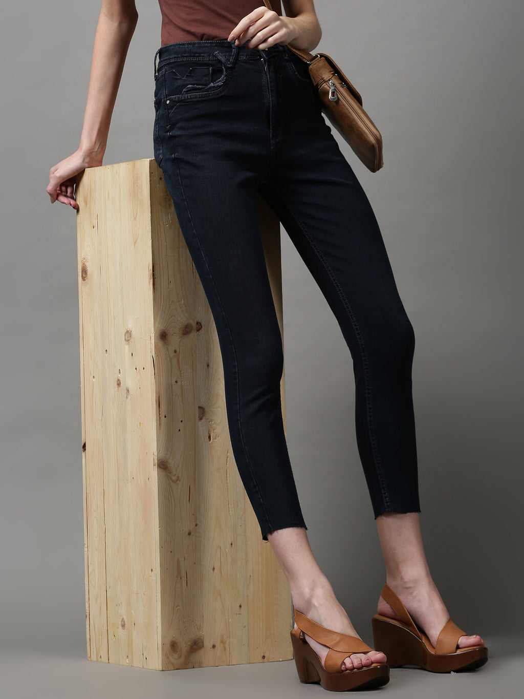 Women's Navy Blue Skinny Fit Stretchable Denim Jeans