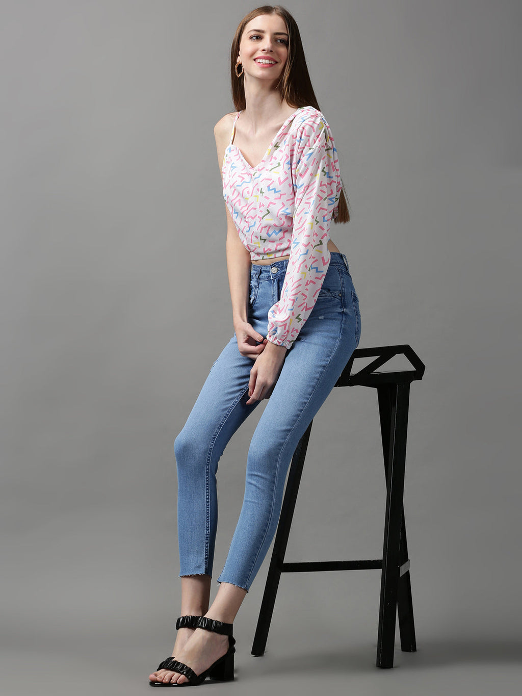 Women's Blue Skinny Fit High-Rise Low Distress Light Fade Stretchable Denim Jeans