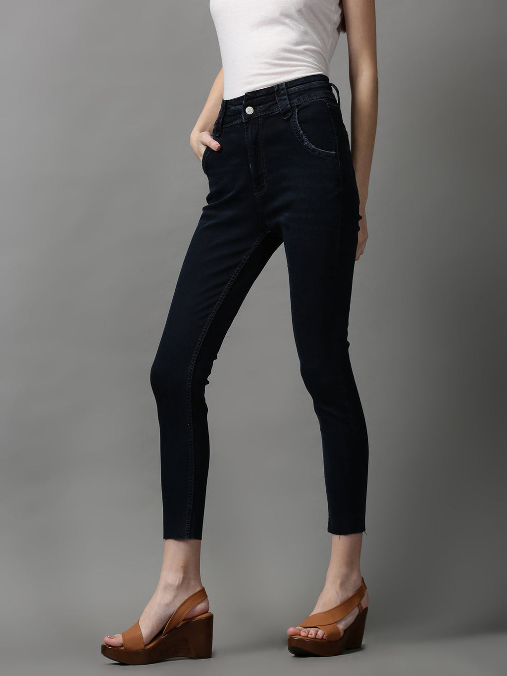 Women's Navy Blue Skinny Fit Stretchable Denim Jeans