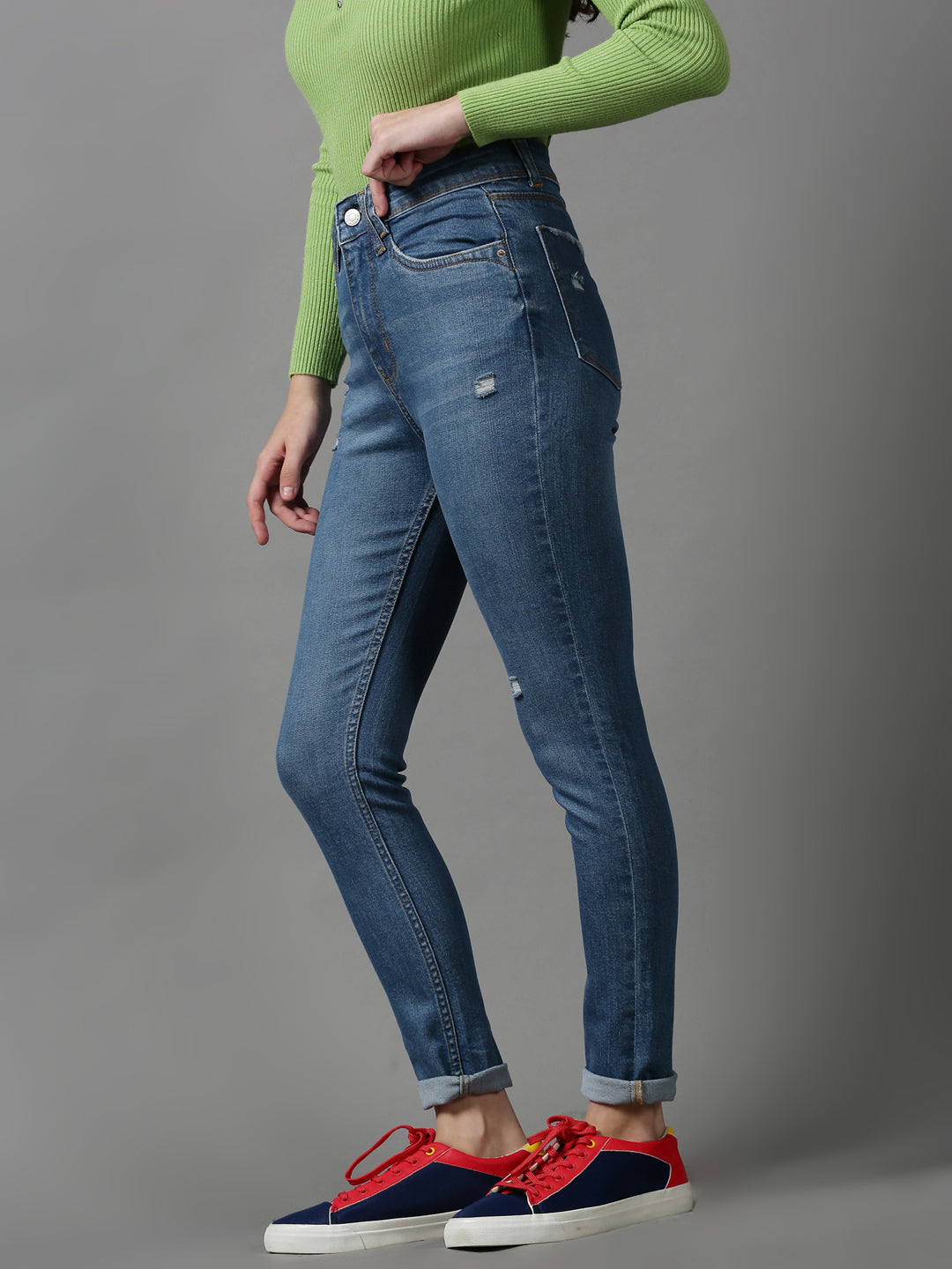 Women's Blue Slim Fit Low Distress Light Fade Stretchable Denim Jeans