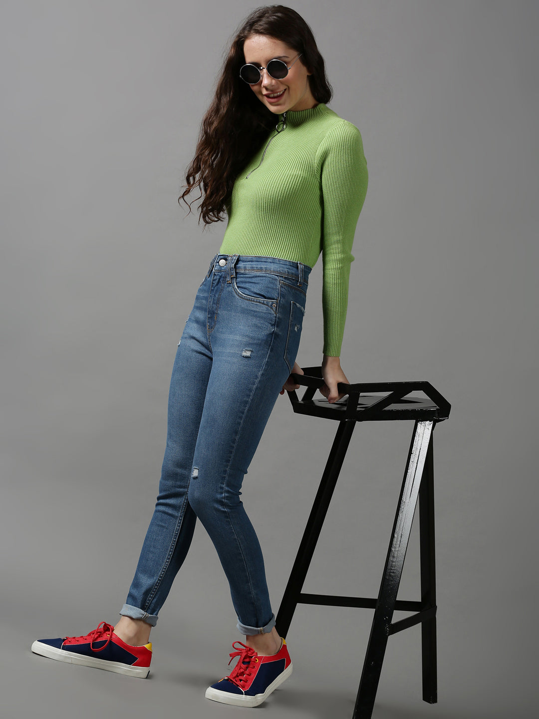 Women's Blue Slim Fit Low Distress Light Fade Stretchable Denim Jeans