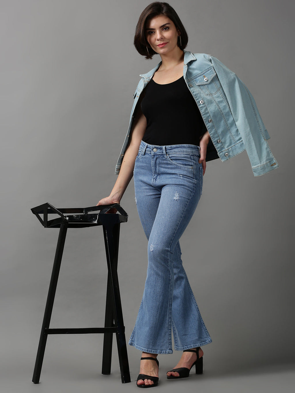 Women's Blue Bootcut Low Distress Light Fade Stretchable Denim Jeans