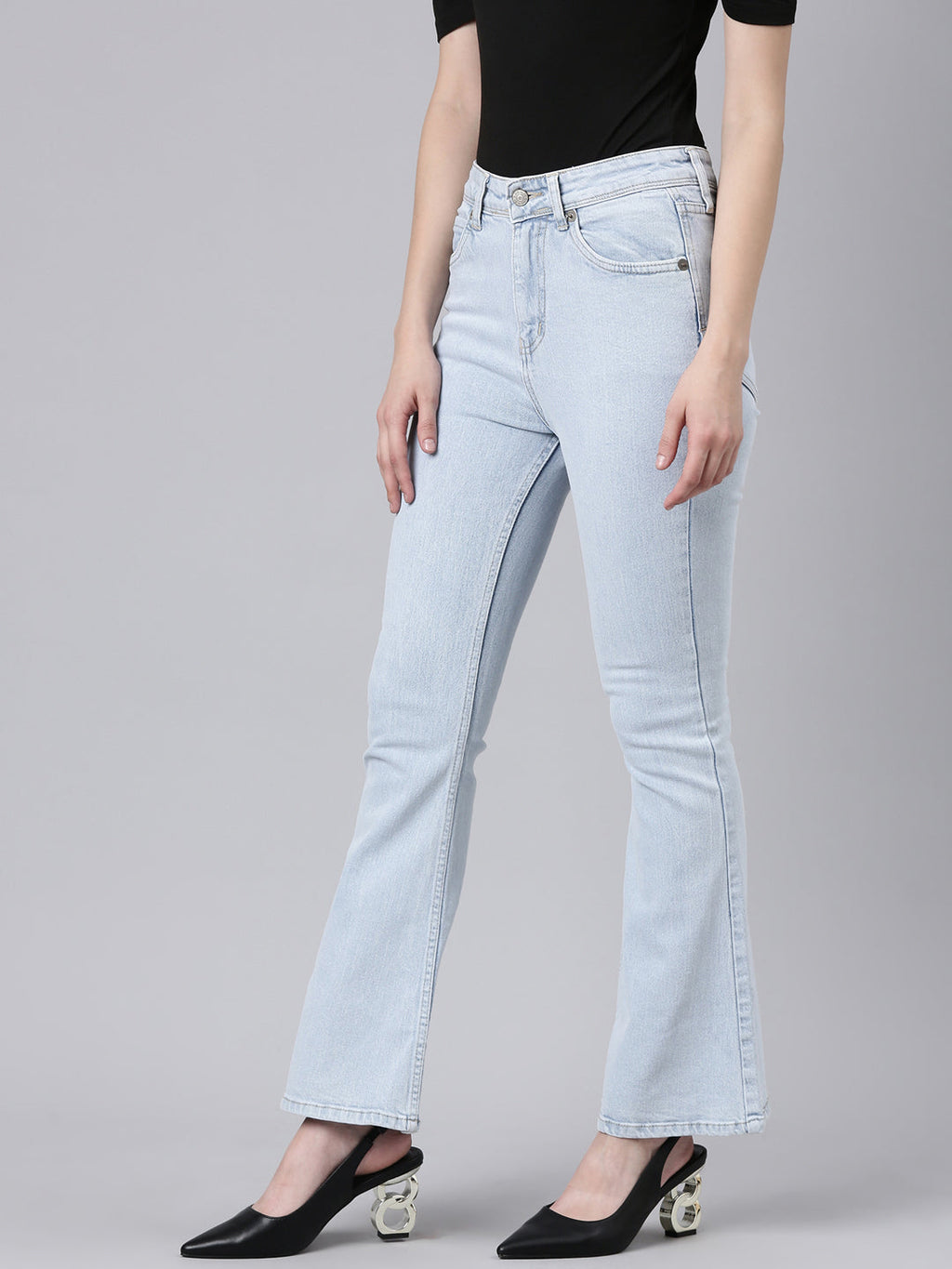 Women's Blue Clean Look Mid-Rise Bootcut Jeans