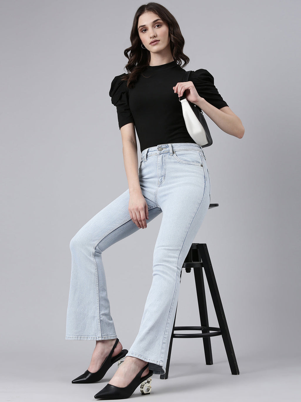 Women's Blue Clean Look Mid-Rise Bootcut Jeans