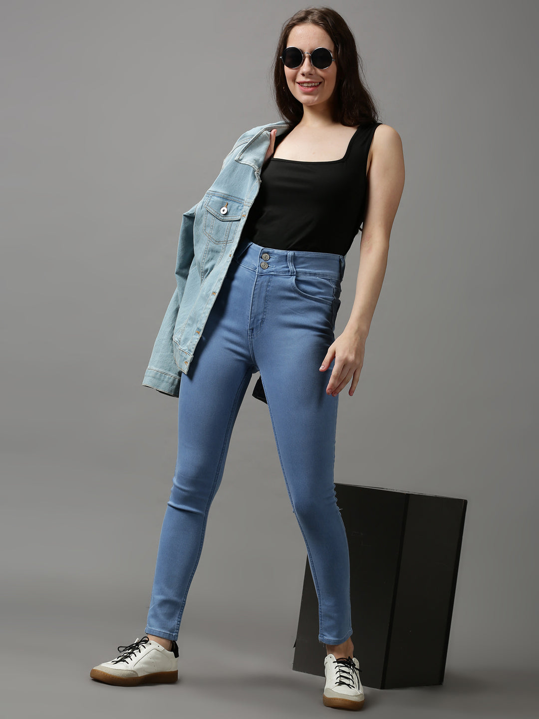 Women's Blue Skinny Fit Light Fade Stretchable Denim Jeans