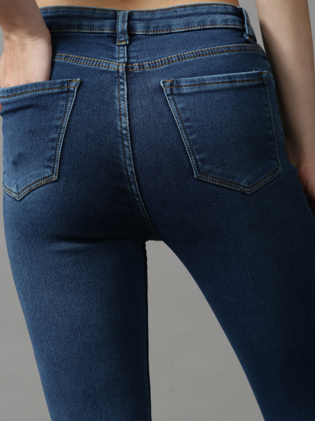 Women's Blue Skinny Fit Light Fade Stretchable Denim Jeans