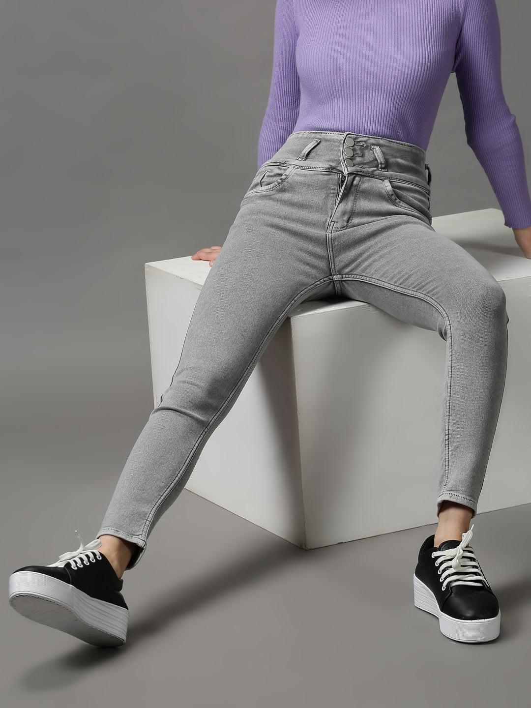Women's Grey Skinny Fit Stretchable Denim Jeans