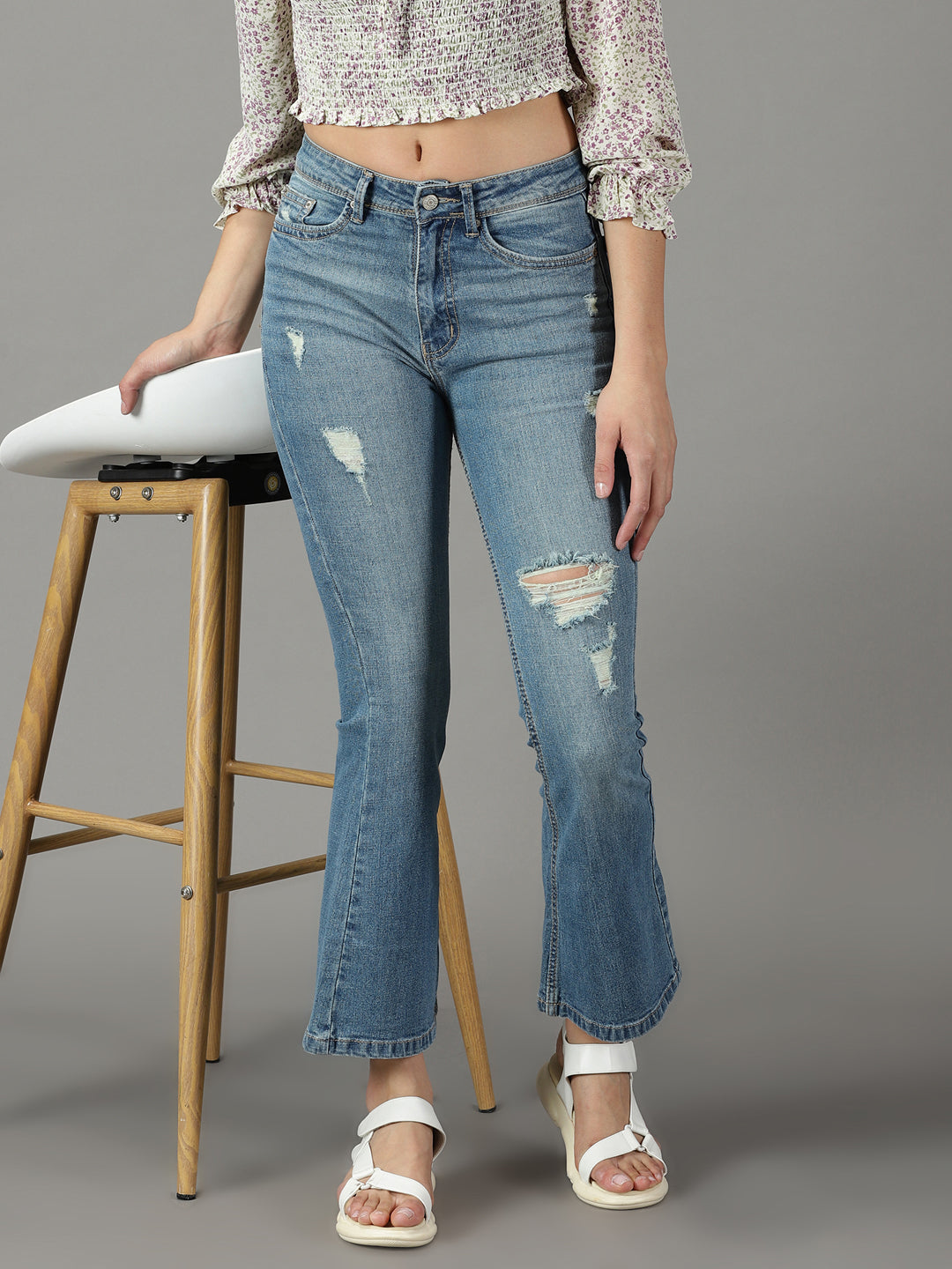 Women's Blue Bootcut Mildly Distressed Light Fade Stretchable Cotton Jeans