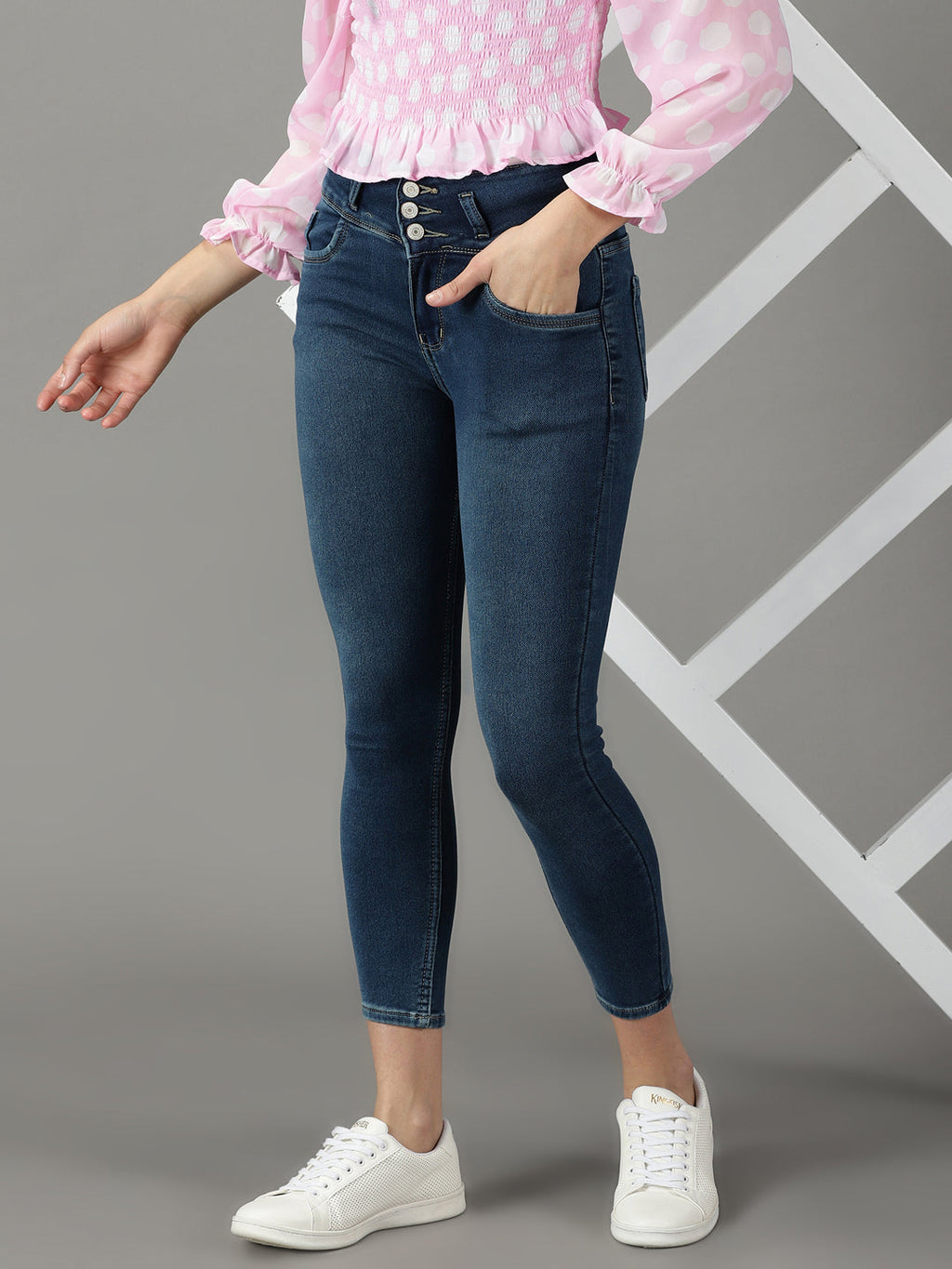 Women's Navy Blue Slim Fit High-Rise Light Fade Bleached Cotton Stretchable Jeans