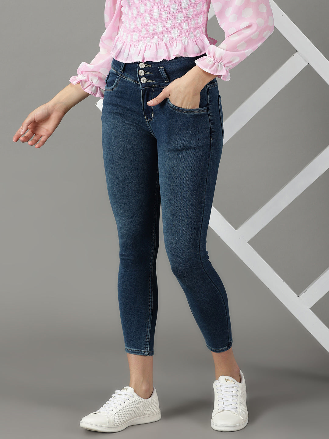 Women's Navy Blue Slim Fit High-Rise Light Fade Bleached Cotton Stretchable Jeans