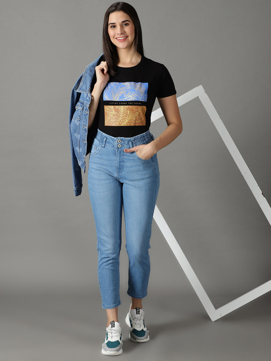 Women's Blue Boyfriend Fit High-Rise Light Fade Stretchable Jeans