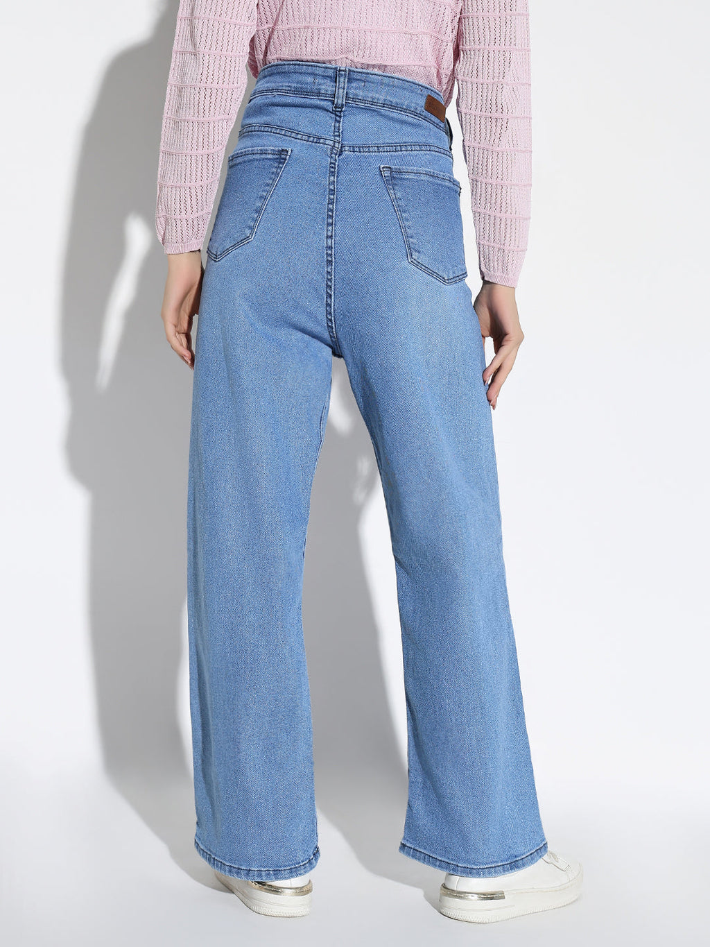 Women's Blue Comfort Straight Fit Light Fade Acid Wash Stretchable Jeans