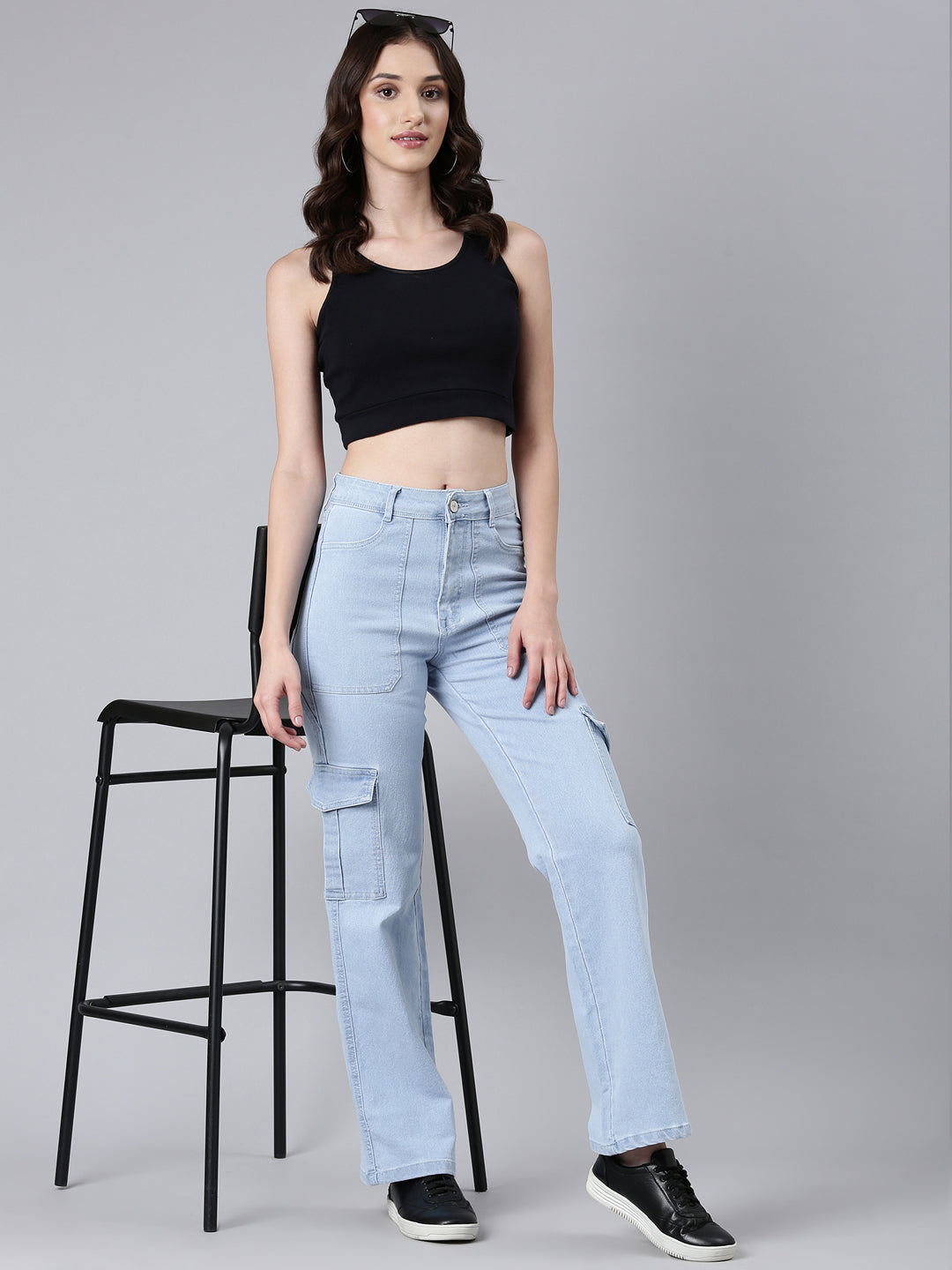 Women's Blue Solid Straight Fit Denim Jeans
