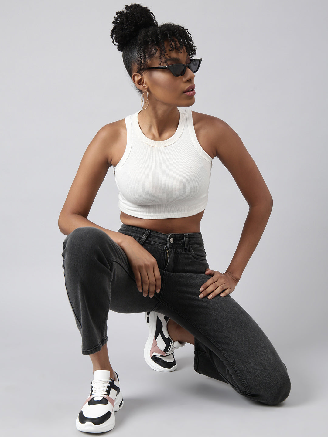 Women's Grey Straight Fit Light Fade Jeans