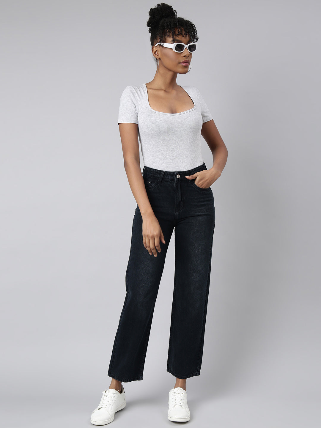 Women's Navy Blue Straight Fit Jeans