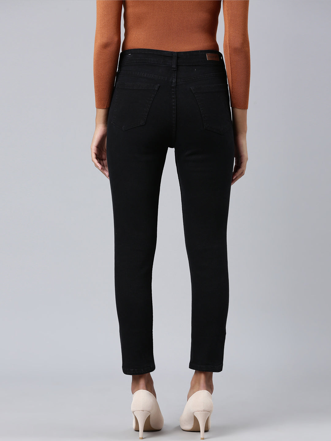 Women's Black Mid Rise Boyfriend Fit Cropped Jeans